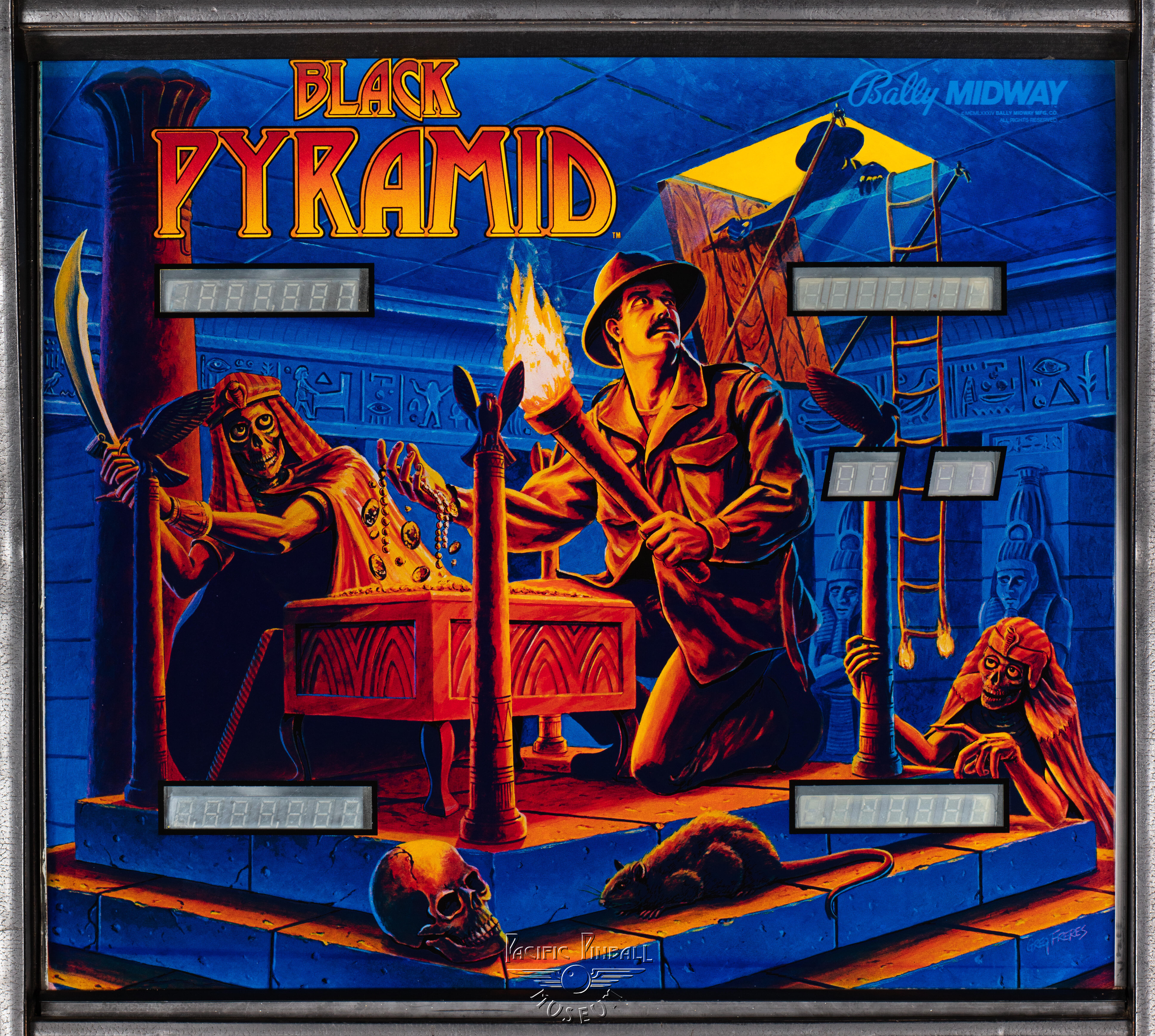 black-pyramid-781-bg.jpg