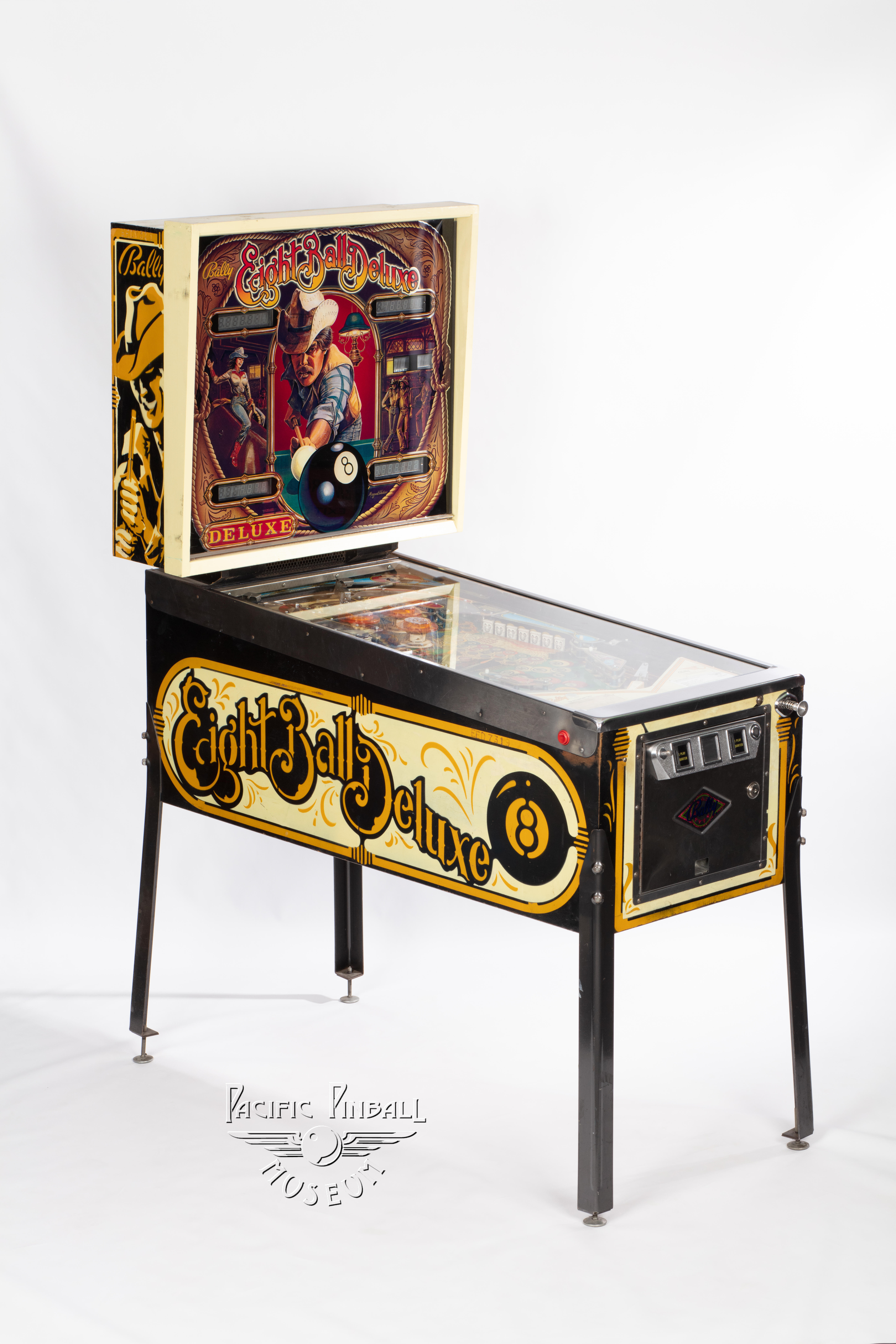 eight-ball-deluxe-941-34.jpg