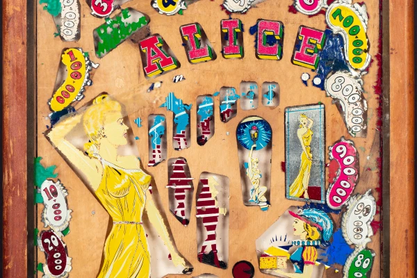 alice-in-wonderland-1334-bg.jpg pinball machine - Preview image showing playfield artwork and design details