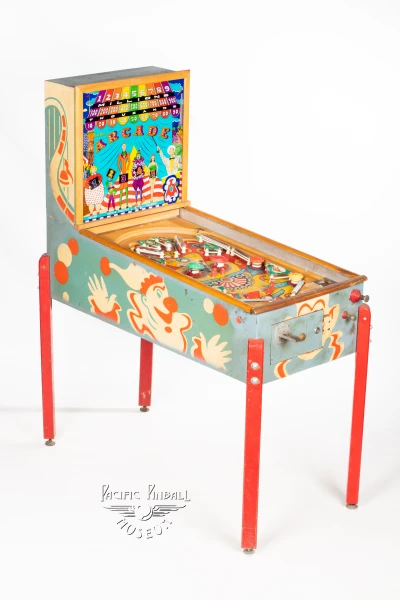 arcade-268-34.jpg pinball machine - Preview image showing playfield artwork and design details