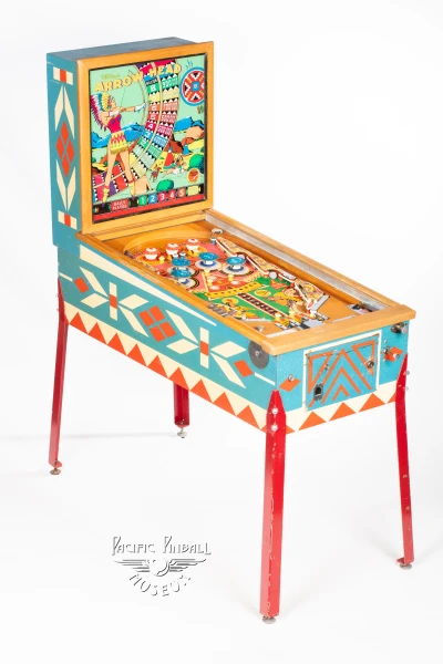 arrow-head-1198-34.jpg pinball machine - Preview image showing playfield artwork and design details