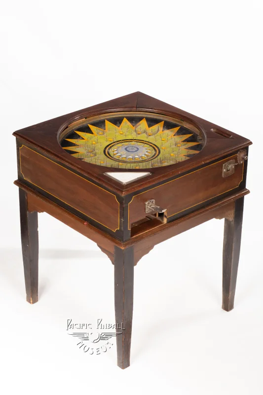 blue-seal-1628-34.jpg pinball machine - Preview image showing playfield artwork and design details