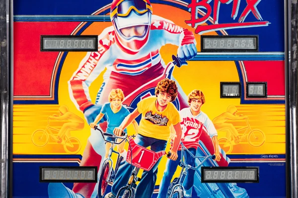 bmx-585-bg.jpg pinball machine - Preview image showing playfield artwork and design details