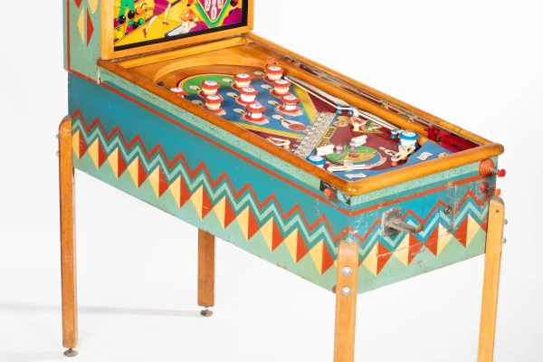 bowling-champ-207-34.jpg pinball machine - Preview image showing playfield artwork and design details