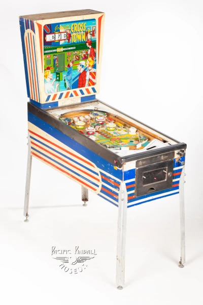 cross-town-161-34.jpg pinball machine - Preview image showing playfield artwork and design details