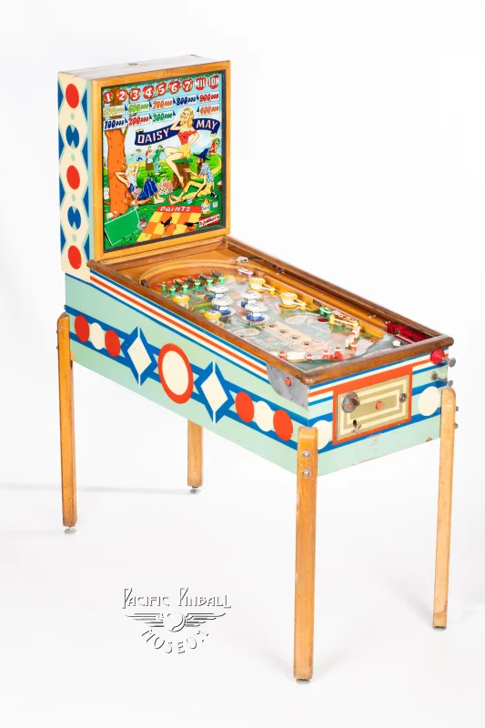 daisy-may-304-34.jpg pinball machine - Preview image showing playfield artwork and design details