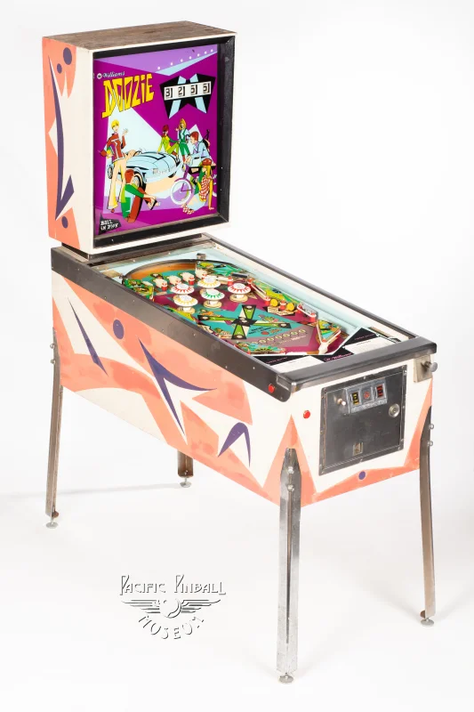 doozie-150-34.jpg pinball machine - Preview image showing playfield artwork and design details