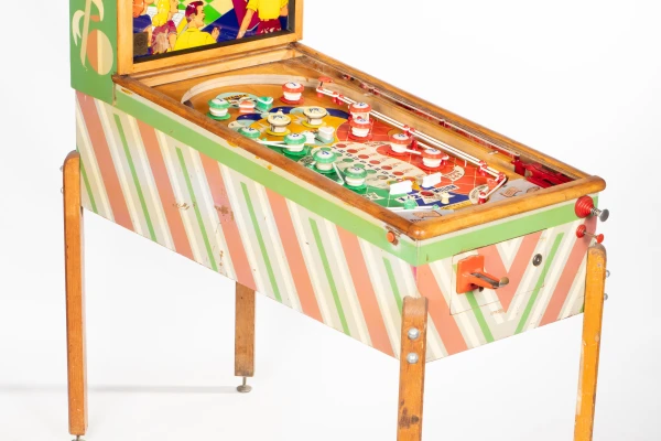 double-shuffle-209-34.jpg pinball machine - Preview image showing playfield artwork and design details