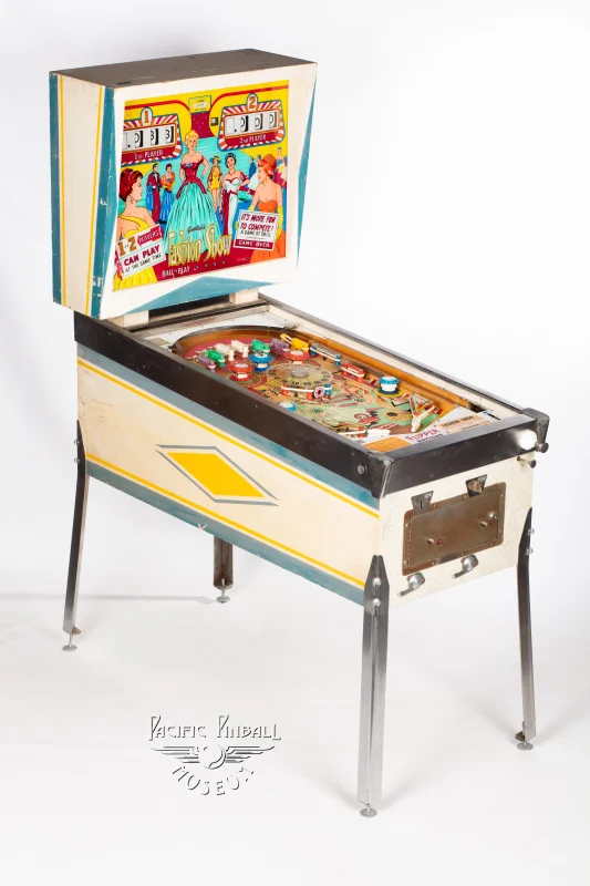 fashion-show-370-34.jpg pinball machine - Preview image showing playfield artwork and design details