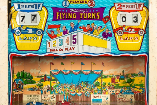 flying-turns-1142-bg.jpg pinball machine - Preview image showing playfield artwork and design details