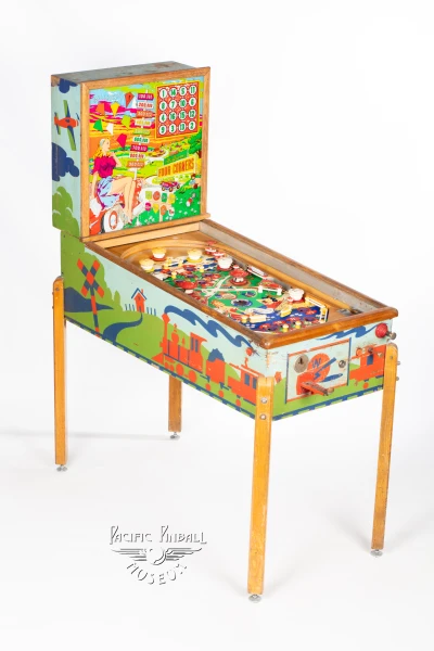 four-corners-271-34.jpg pinball machine - Preview image showing playfield artwork and design details