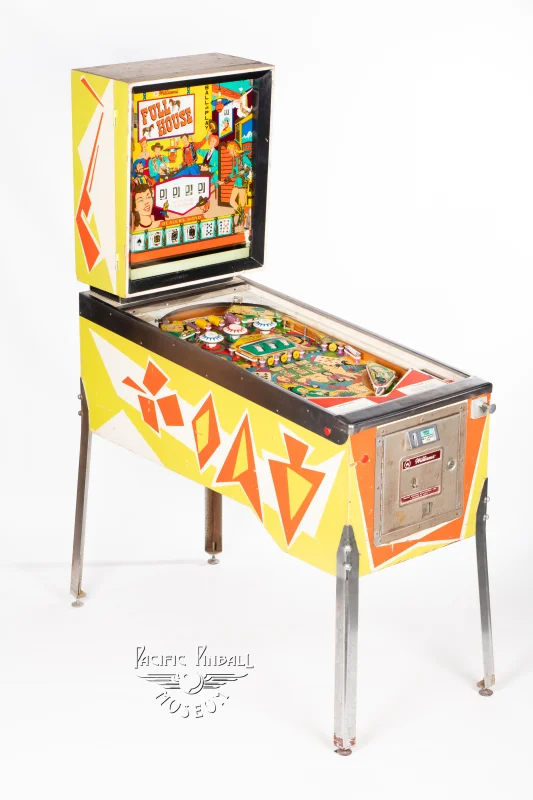 full-house-430-34.jpg pinball machine - Preview image showing playfield artwork and design details