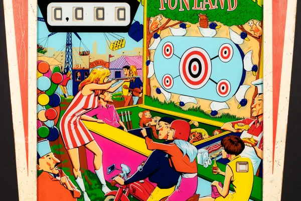 fun-land-881-bg.jpg pinball machine - Preview image showing playfield artwork and design details