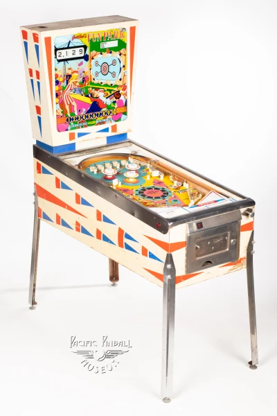 fun-park-148-34.jpg pinball machine - Preview image showing playfield artwork and design details