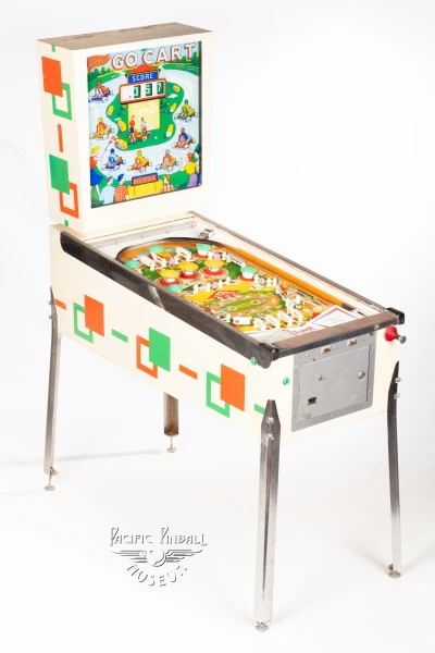 go-cart-902-34.jpg pinball machine - Preview image showing playfield artwork and design details