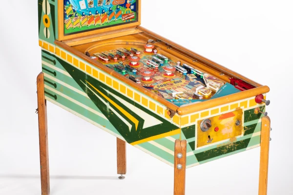 gypsy-queen-315-34.jpg pinball machine - Preview image showing playfield artwork and design details