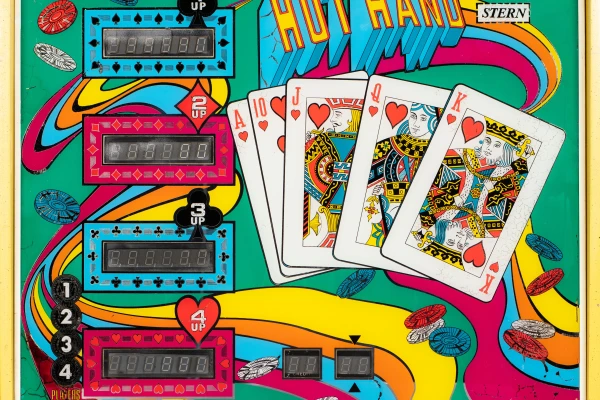 hot-hand-1116-bg.jpg pinball machine - Preview image showing playfield artwork and design details