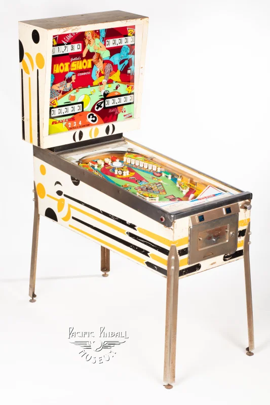 hot-shot-96-34.jpg pinball machine - Preview image showing playfield artwork and design details