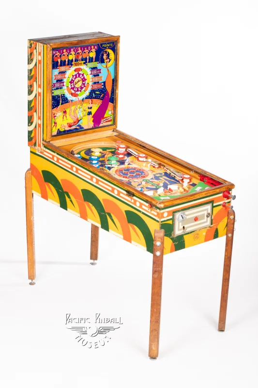 pin-wheel-319-34.jpg pinball machine - Preview image showing playfield artwork and design details