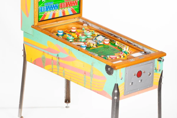 soccer-kick-off-1293-34.jpg pinball machine - Preview image showing playfield artwork and design details