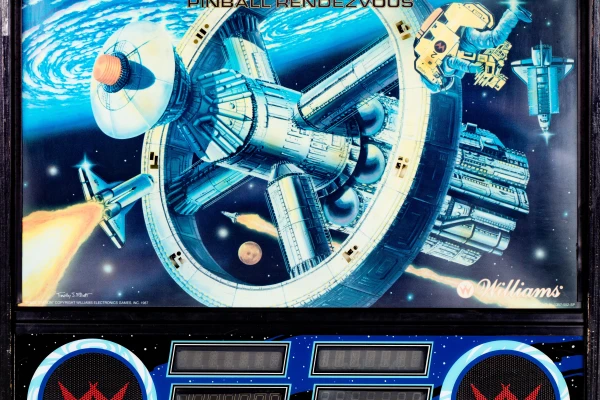 space-station-595-bg.jpg pinball machine - Preview image showing playfield artwork and design details