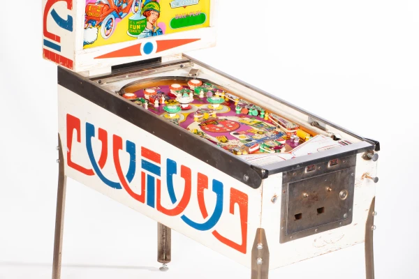 stop-n-go-405-34.jpg pinball machine - Preview image showing playfield artwork and design details