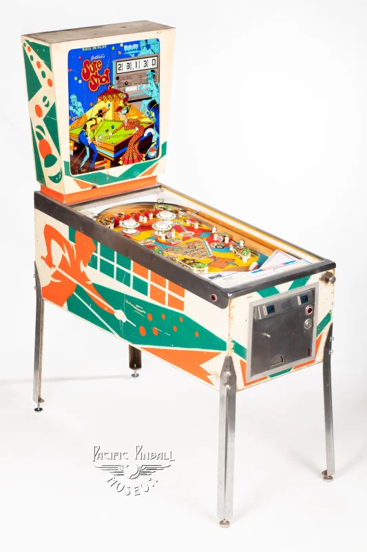 sure-shot-174-34.jpg pinball machine - Preview image showing playfield artwork and design details