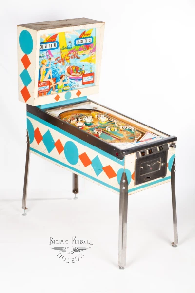 surf-side-904-34.jpg pinball machine - Preview image showing playfield artwork and design details