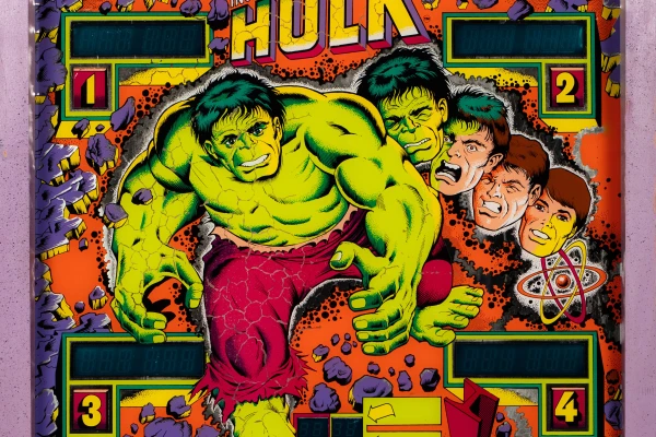 the-incredible-hulk-475-bg.jpg pinball machine - Preview image showing playfield artwork and design details