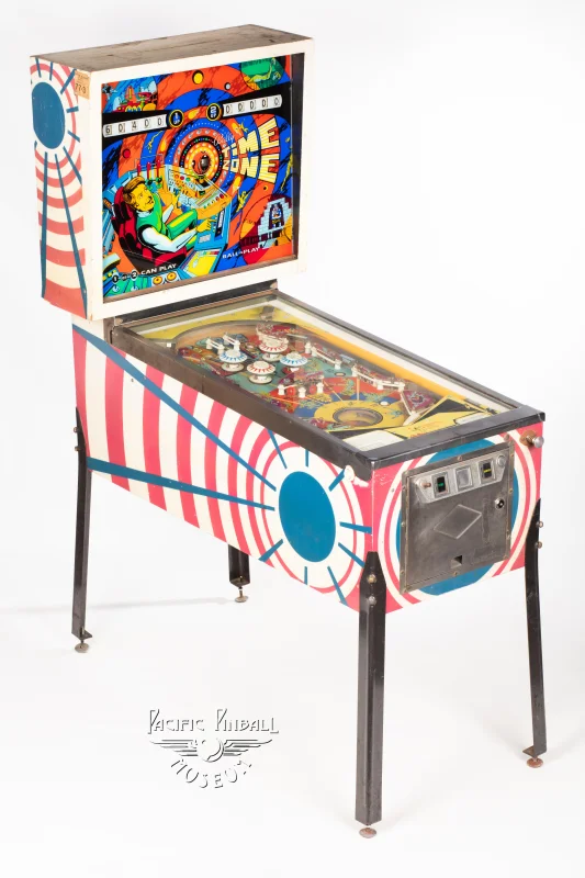 time-zone-712-34.jpg pinball machine - Preview image showing playfield artwork and design details
