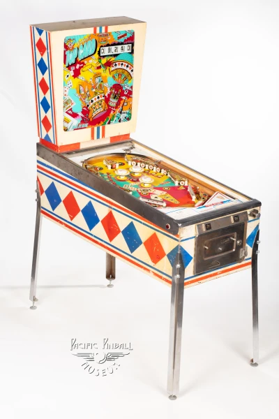 top-card-114-34.jpg pinball machine - Preview image showing playfield artwork and design details