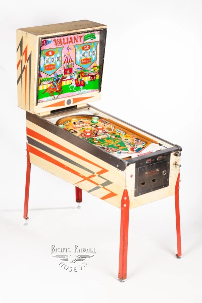 valiant-1300-34.jpg pinball machine - Preview image showing playfield artwork and design details
