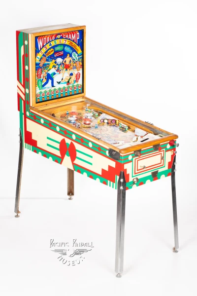 world-champ-1290-34.jpg pinball machine - Preview image showing playfield artwork and design details